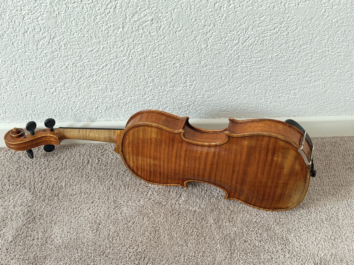 Instruments de musique: Violon Français 4/4 – D'occasion à bassecourt par LiN2004 4